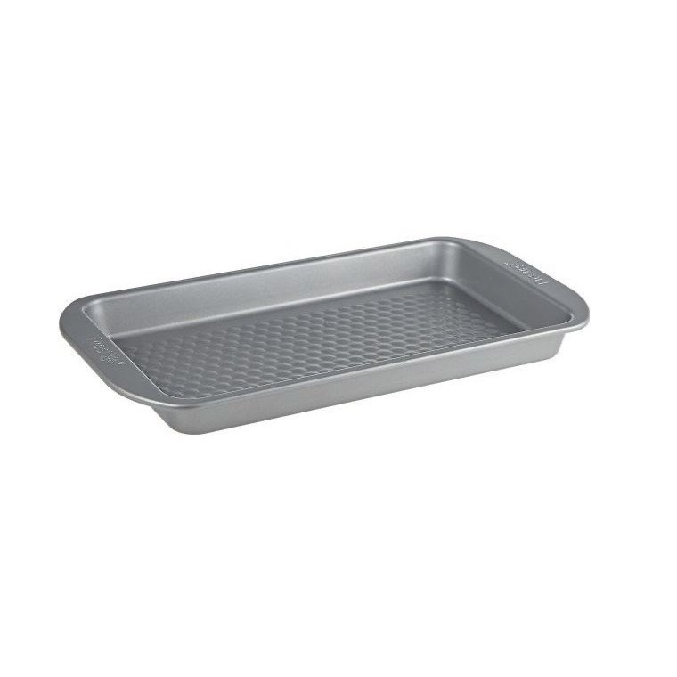 Oblong clearance cake tin